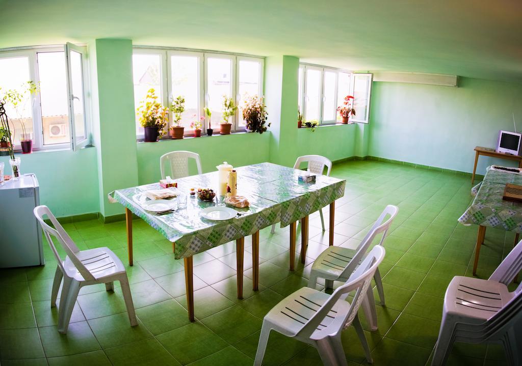 Kesabella Touristic House Bed and Breakfast P'arak'ar Exteriör bild